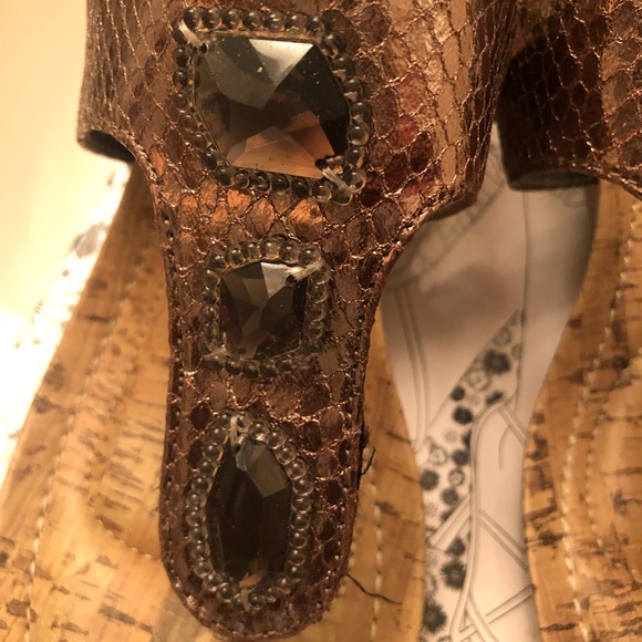 Sandals - Picture 3 of 3